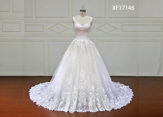 Stunning Organza Lace Bridal Ball Gowns With Long Train Strapless White Color